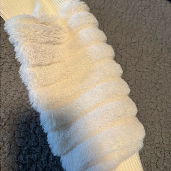 Doe & Rae Cream Ribbed Knit Top - Picture 3 of 4